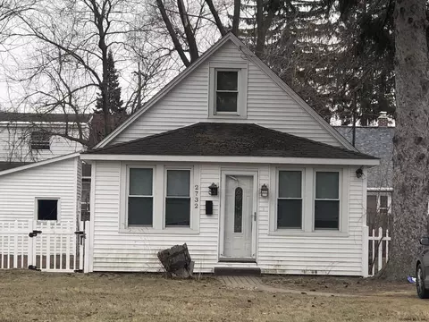 2732 Augustine Ave, Schenectady, NY 12306 photo 2