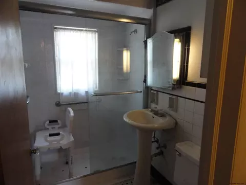 2139 Watt St, Schenectady, NY 12304 photo 7