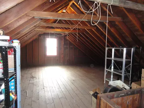 2139 Watt St, Schenectady, NY 12304 photo 9