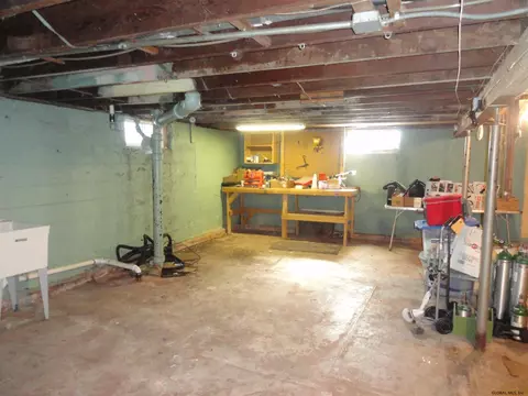 2139 Watt St, Schenectady, NY 12304 photo 13