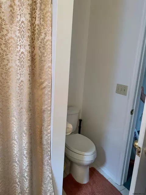 205 Marriott Ave, Schenectady, NY 12304 photo 31