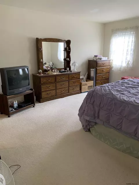 205 Marriott Ave, Schenectady, NY 12304 photo 20