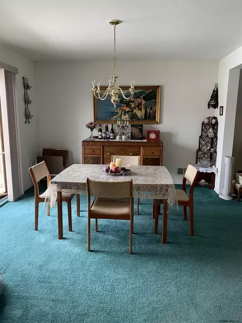 205 Marriott Ave, Schenectady, NY 12304 photo 12