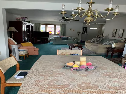 205 Marriott Ave, Schenectady, NY 12304 photo 9