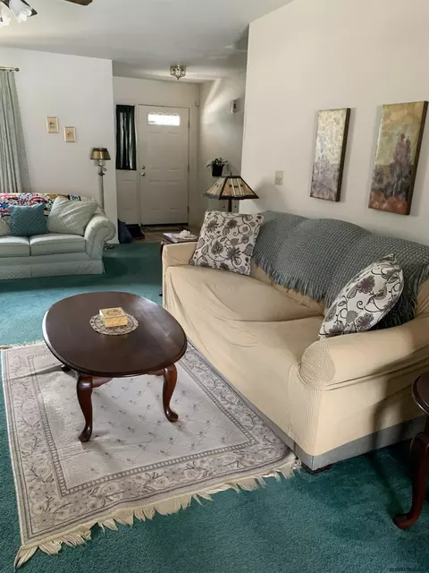 205 Marriott Ave, Schenectady, NY 12304 photo 8