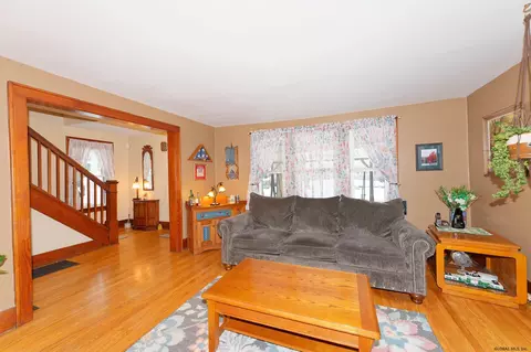 159 Eastholm Rd, Schenectady, NY 12304 photo 8