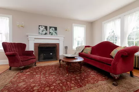 399 Elsmere Ave, Delmar, NY 12054 photo 3