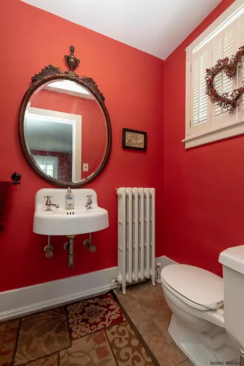 399 Elsmere Ave, Delmar, NY 12054 photo 29