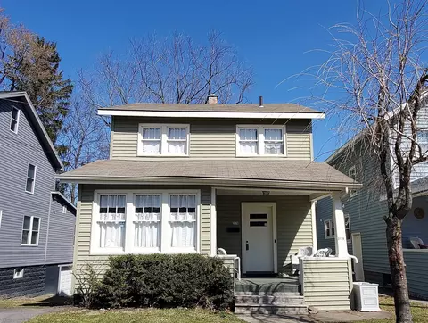 2079 Plum St, Schenectady, NY 12309 photo 2