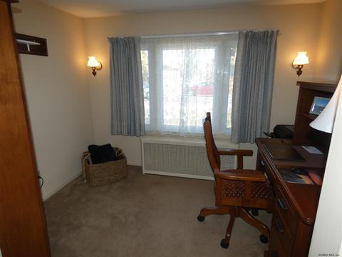 710 Curry Rd, Schenectady, NY 12306 photo 13