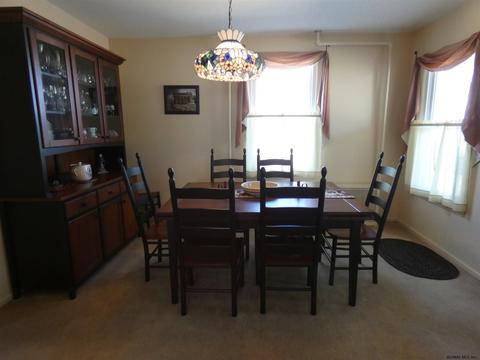 710 Curry Rd, Schenectady, NY 12306 photo 8