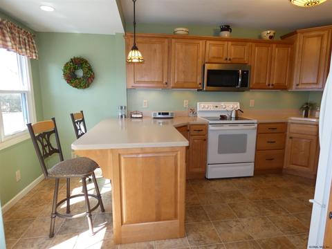 710 Curry Rd, Schenectady, NY 12306 photo 20