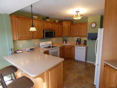 710 Curry Rd, Schenectady, NY 12306 photo 18