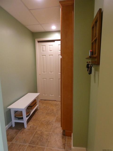 710 Curry Rd, Schenectady, NY 12306 photo 22