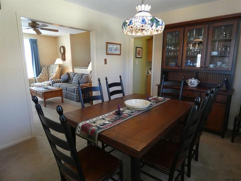 710 Curry Rd, Schenectady, NY 12306 photo 2