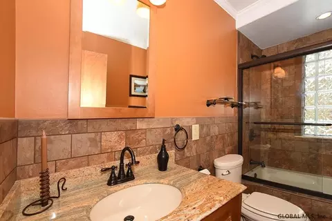 29 Surrey Rd, Corinth, NY 12822 photo 18