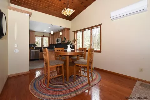 29 Surrey Rd, Corinth, NY 12822 photo 8