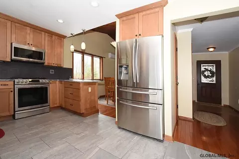 29 Surrey Rd, Corinth, NY 12822 photo 14