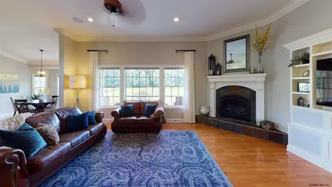 76 Sheldon Dr, Halfmoon, NY 12118 photo 26