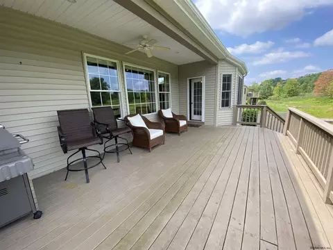 76 Sheldon Dr, Halfmoon, NY 12118 photo 29