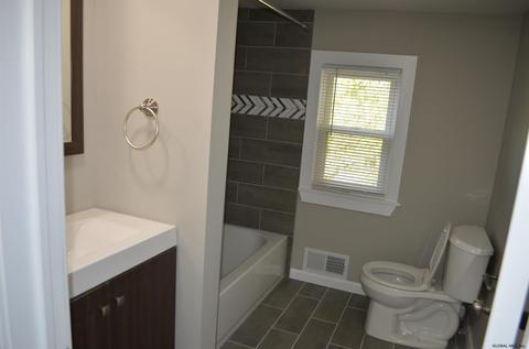 18 Bluff Rd, Rexford, NY 12148 photo 50