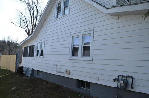 18 Bluff Rd, Rexford, NY 12148 photo 5