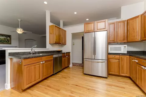 12 Highview Way, Mechanicville, NY 12118 photo 10