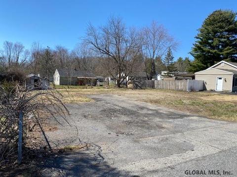 2 Memory Ln, Schenectady, NY 12304 photo 5