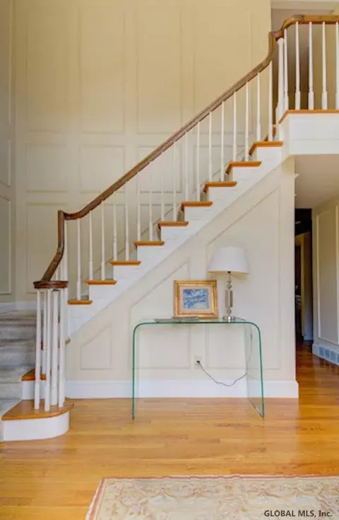 971 Gloucester Pl, Schenectady, NY 12309 photo 15