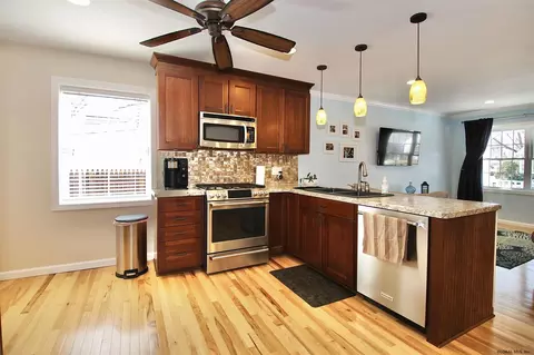 1468 Fordham Ave, Schenectady, NY 12306 photo 9