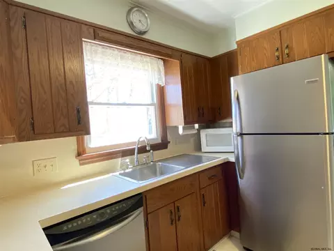 1320 Lexington Ave, Schenectady, NY 12309 photo 7