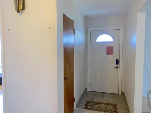 1320 Lexington Ave, Schenectady, NY 12309 photo 14