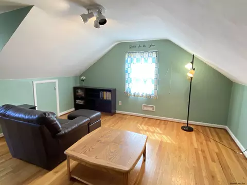 1320 Lexington Ave, Schenectady, NY 12309 photo 24