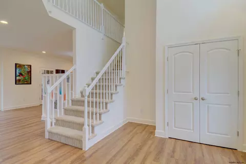 308 Danielle Dr, Schenectady, NY 12303 photo 20