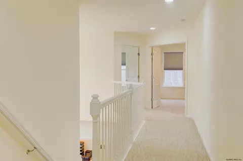 308 Danielle Dr, Schenectady, NY 12303 photo 47