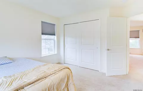 308 Danielle Dr, Schenectady, NY 12303 photo 66