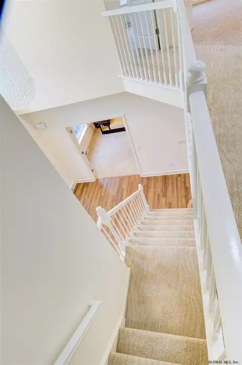 308 Danielle Dr, Schenectady, NY 12303 photo 55