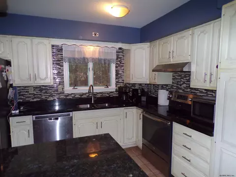 1 Baker Rd, Queensbury, NY 12804 photo 8