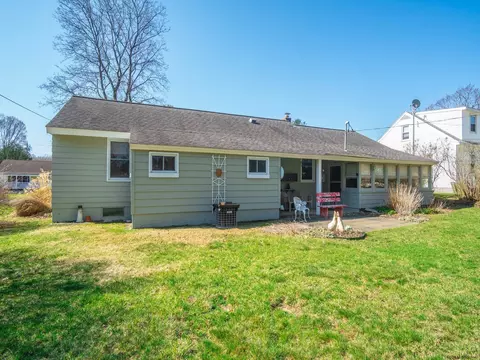 15 Cherry Ln, Glenville, NY 12302 photo 10
