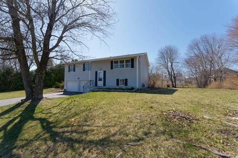 1 Glenview Dr, Schenectady, NY 12302 photo 3