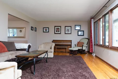 14 Catherine St, Delmar, NY 12054 photo 5