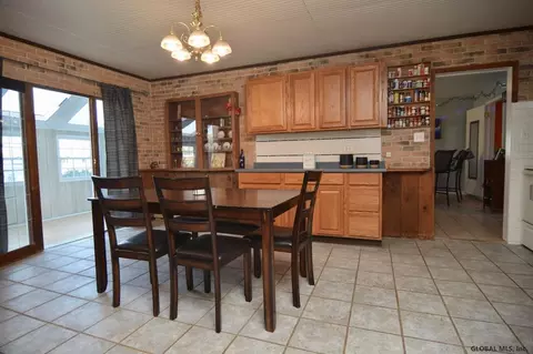 199 Vly Rd, Schenectady, NY 12309 photo 12