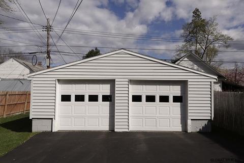 722 Decamp Ave, Schenectady, NY 12309 photo 21