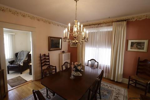 722 Decamp Ave, Schenectady, NY 12309 photo 5