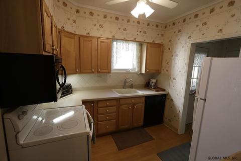 722 Decamp Ave, Schenectady, NY 12309 photo 12
