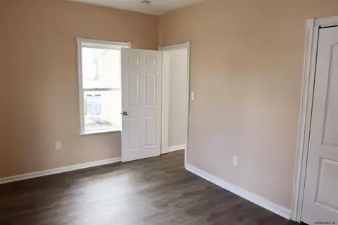 417 Second St, Schenectady, NY 12306 photo 22