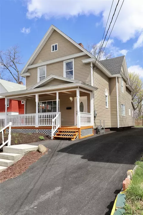 417 Second St, Schenectady, NY 12306 photo 3
