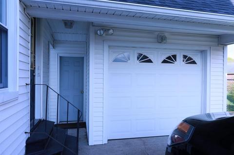 1641 Dewitt St, Schenectady, NY 12304 photo 4
