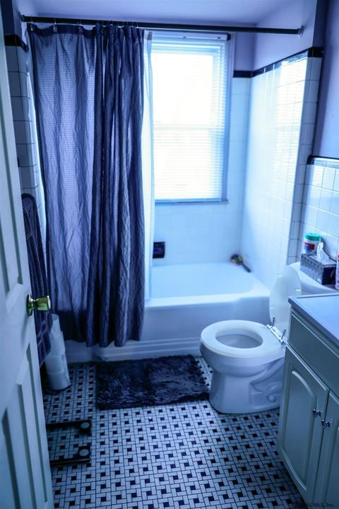 1641 Dewitt St, Schenectady, NY 12304 photo 10