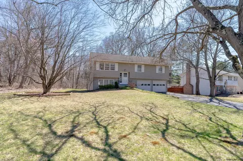 13 Rita Ct, Delmar, NY 12054 photo 38